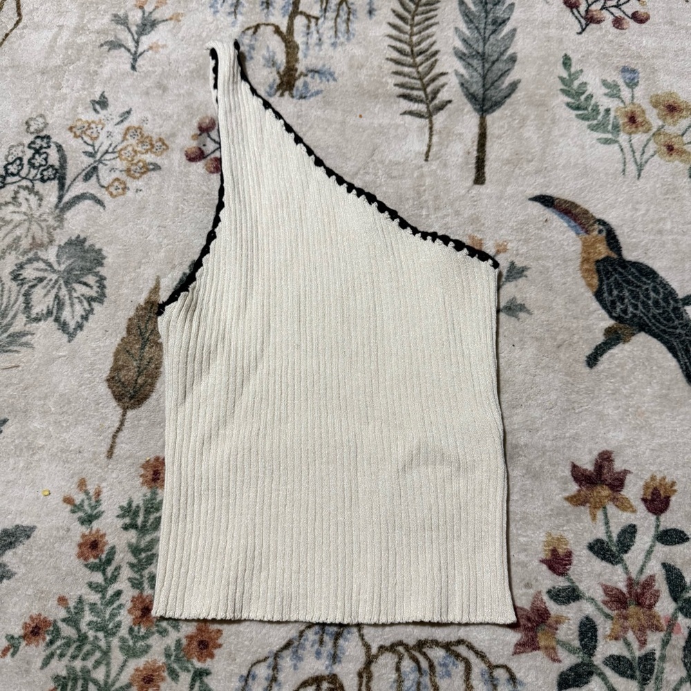 Cotton On Cream One-Shoulder Tank Top with Black Trim M NWT